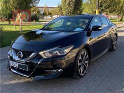 Nissan Maxima